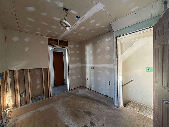 4th image of 4320 Devonshire Rd