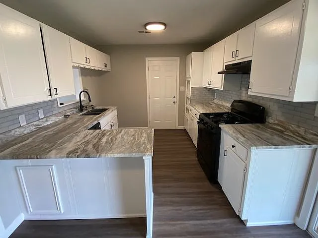 2521 W Cameron St — Photo 6
