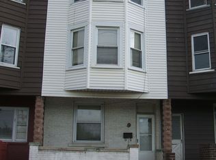 9 E Buttonwood St, Hazleton, PA 18201