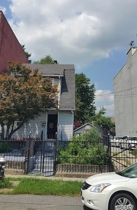 1st image of 112 13/15 39th Ave