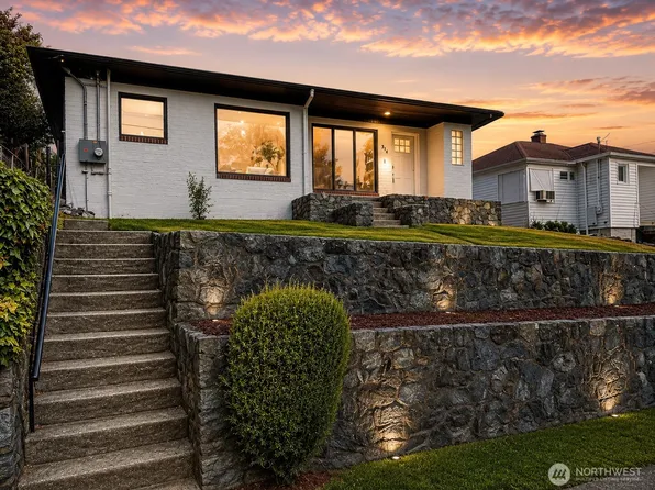 314 Bryan Avenue, Bremerton, WA 98312