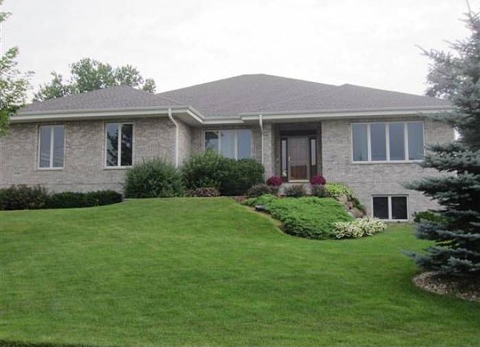 1st image of 9705 Shadow Wood Dr