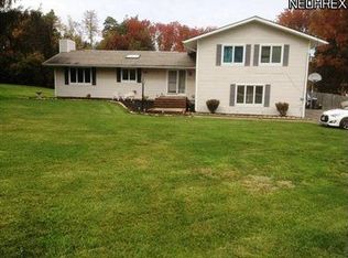 2573 Smith Rd, Akron, OH 44333