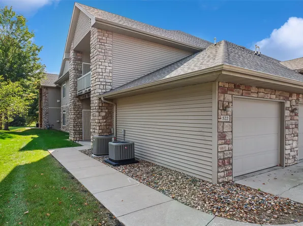 522 Kelsey Ln, Altoona, IA 50009