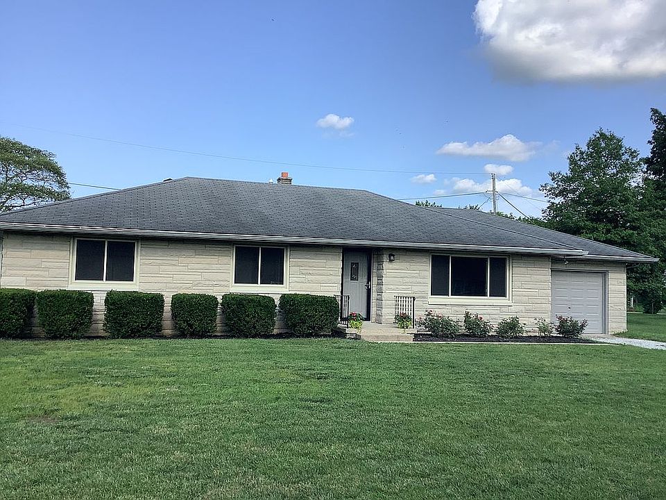 1st image of 213 Sycamore Dr