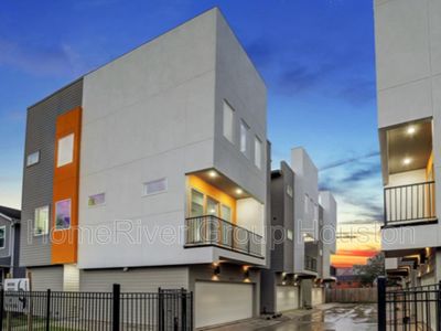 2823 Palm St, Houston, TX, 77004