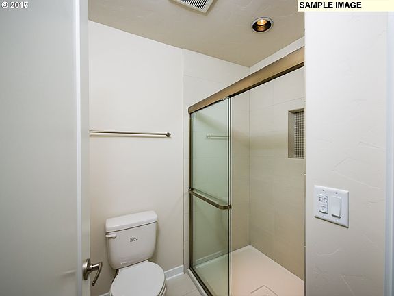 5th image of 6906 NE 66th St