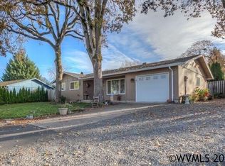 118 Westfield St, Silverton, OR 97381