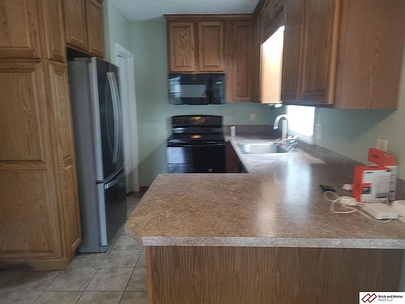 4th image of 1609 Washington St