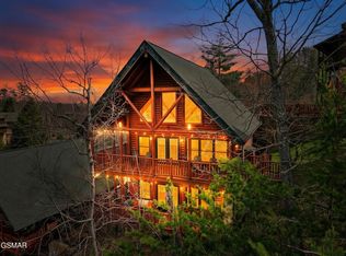 1723 Summit View Way, Sevierville, TN 37862