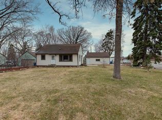 375 76th Ave NE, Fridley, MN 55432