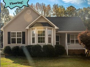 187 Mustang Ln, Zebulon, NC 27597