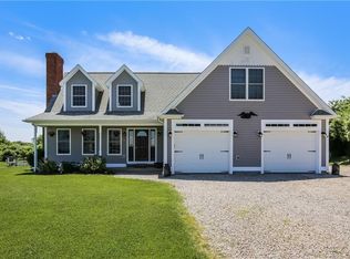 101 Fayal Ln, Middletown, RI 02842