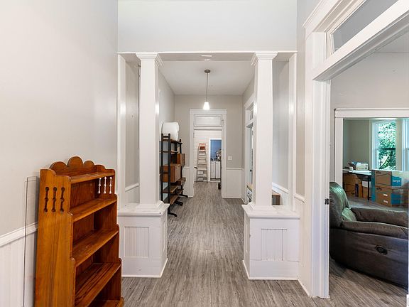 2nd image of 2502 Burg Jones Ln