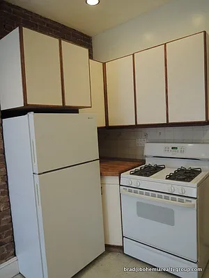 Rented by Bohemia Realty Group | media 32