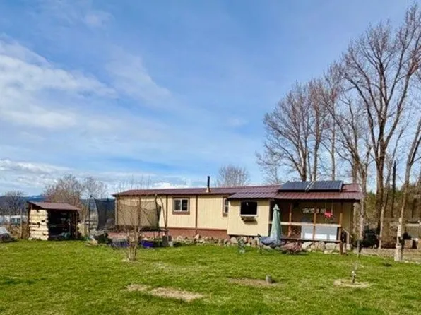 2446C Pleasant Valley Rd, Rice, WA 99167