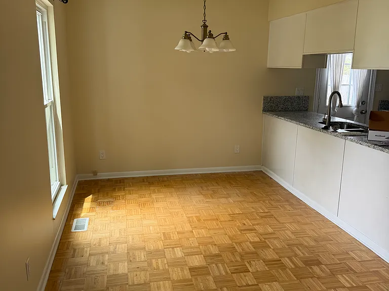 8711 Chloe Ct #8711 — Photo 11