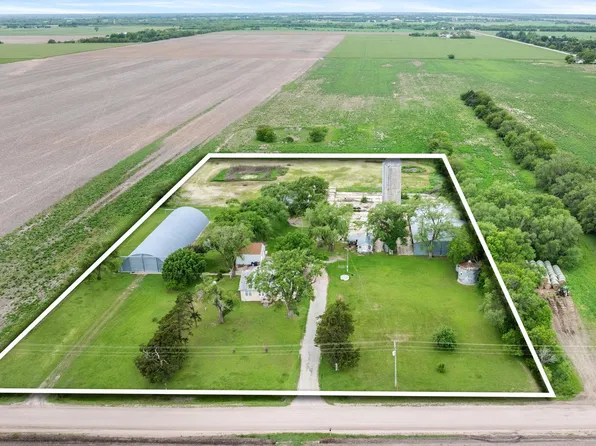 5747 S 167th St W, Clearwater, KS 67026