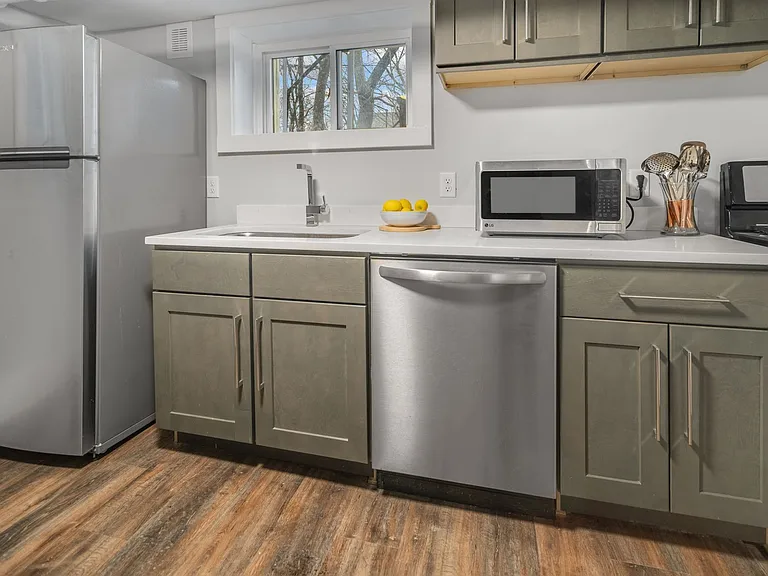105 Highland Pl — Photo 138