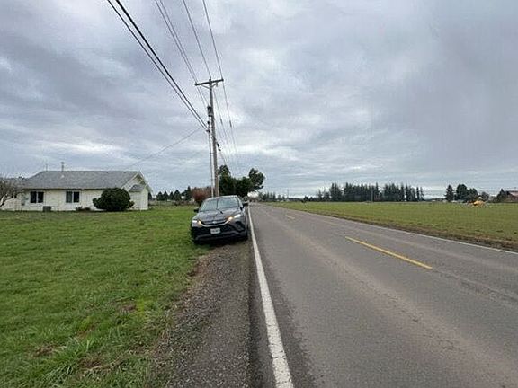 5th image of 3275 Quinaby Rd NE