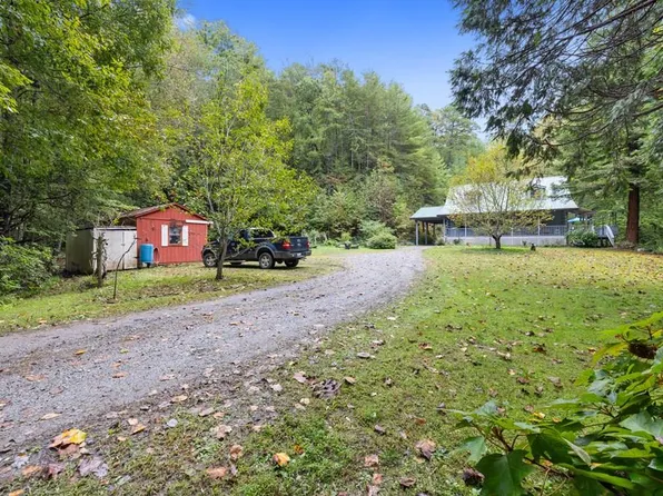 136 Snowbird Trl, Marble, NC 28905