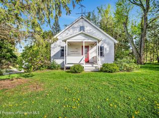 1622 Layton Rd, Scott Township, PA 18447