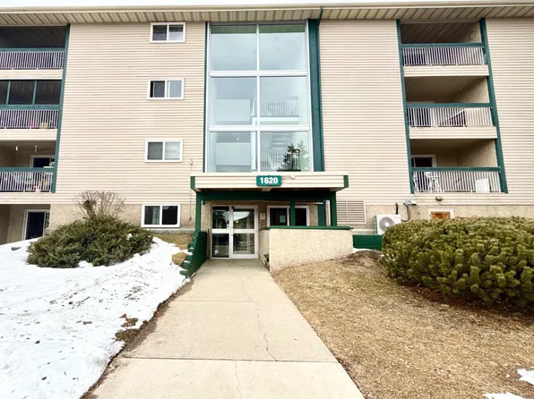 1620 48th St NW #307, Edmonton, AB T6L 5P1