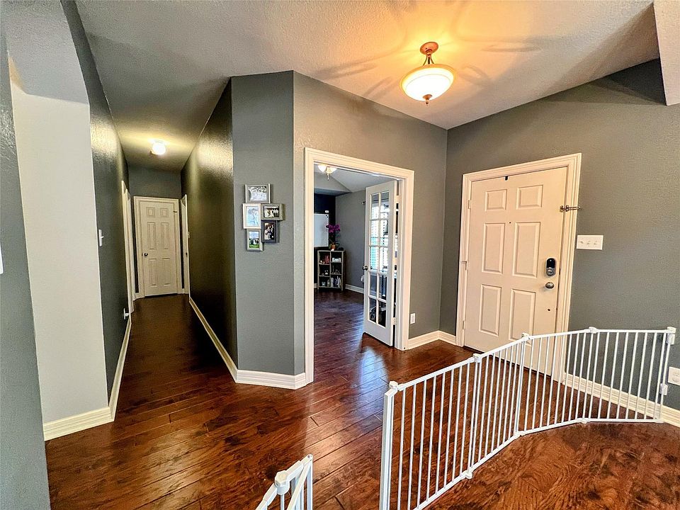1st image of 4505A Brighton Dr