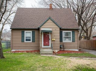 2026 W 6th St, Waterloo, IA 50702