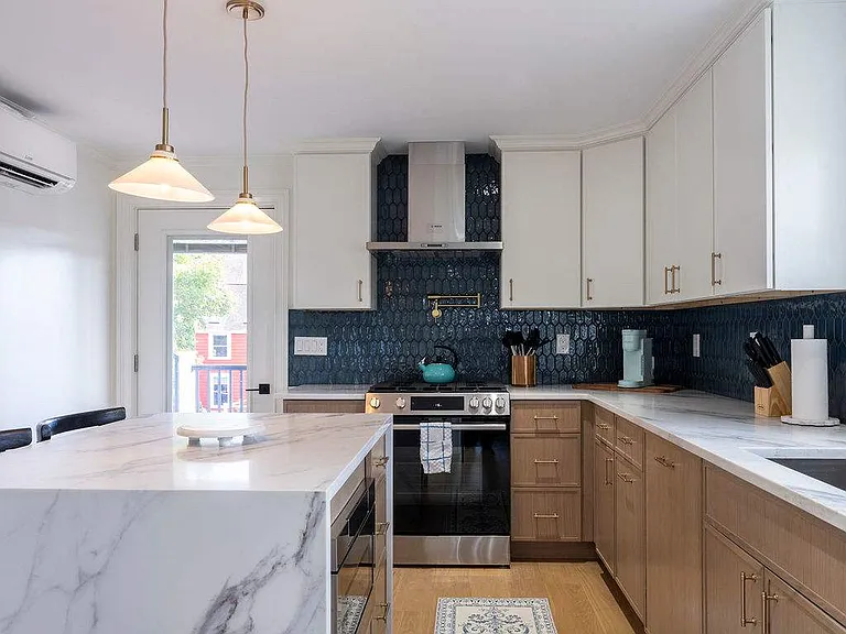 7.9 Dearborn St #2 — Photo 7