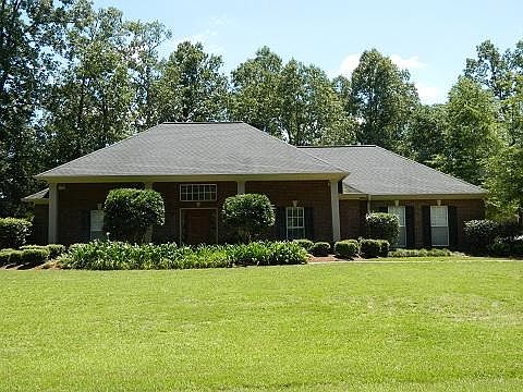 1st image of 126 White Oak Ln