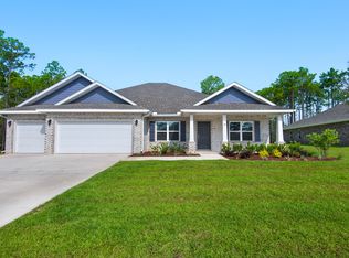 48 Bentgrass Rd S, Freeport, FL 32439