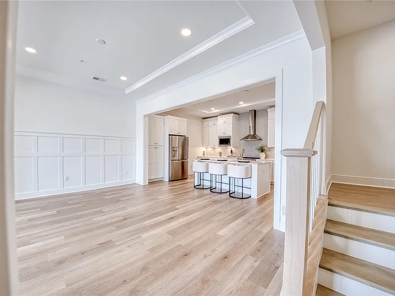 304 Highbridge Ln — Photo 12