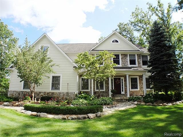1st image of 50 Acorn Ct
