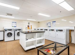 Windsor Apartments, Burlington, ON L7S 1X6