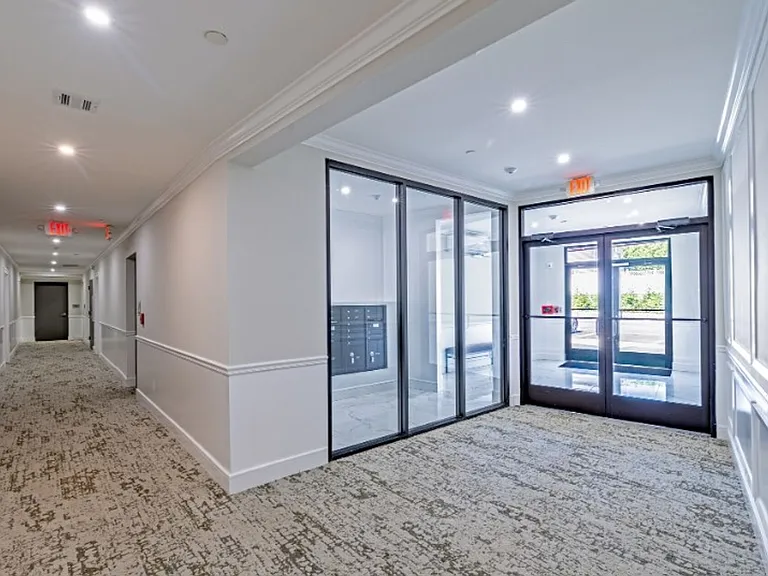 Spring Street Residences — Photo 11
