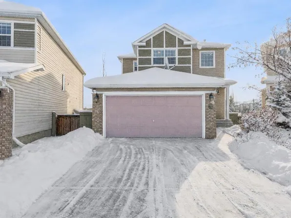 57 W Royal Elm Mews NW, Calgary, AB T3G 5P6