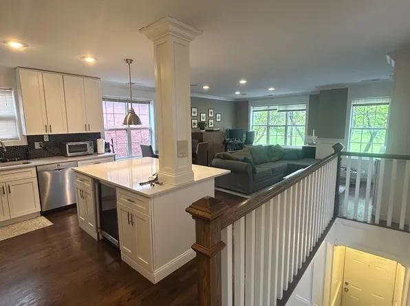 1485 N Larrabee St #C, Chicago, IL 60610