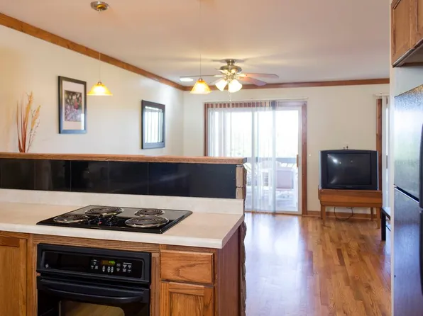 157 Cummings Cove Pkwy, Hendersonville, NC 28739