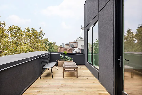 Rented by Easy Street Properties | media 25