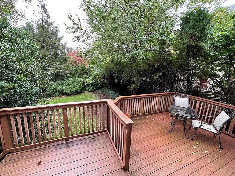 12 E Market St #1 — Photo 17