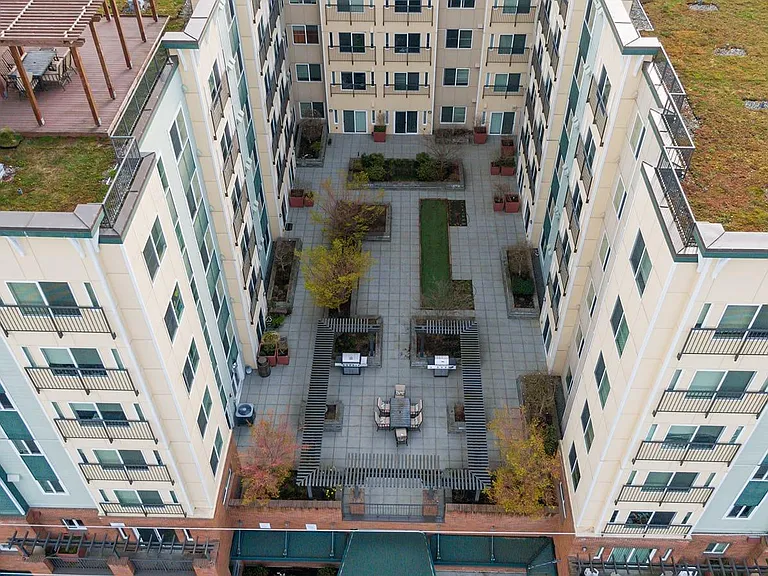 Interurban Senior Living Apartments — Photo 29