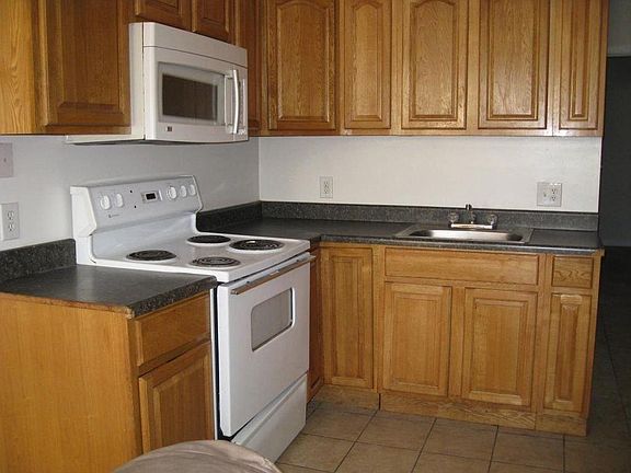 5th image of 1623 W Montgomery Ave