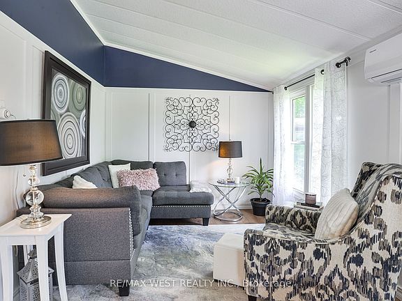 2nd image of 1007 Racoon Rd #100