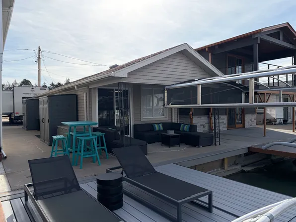 205 Mill Isle, North Platte, NE 69101