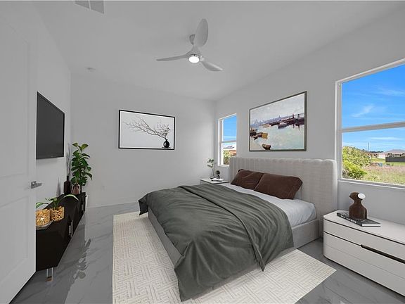 3rd image of 224 Pullman St #224