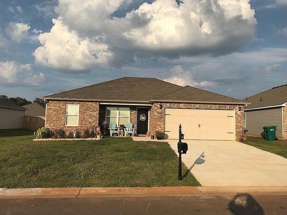 1st image of 16422 Natchez Dr
