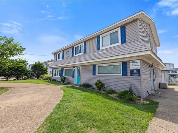 2865 Sandpiper Rd, Virginia Beach, VA 23456