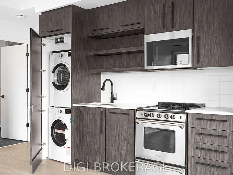 560 Rideau St #703 — Photo 11