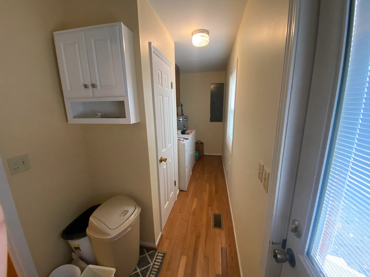 3 bed, 1356 sqft, $2,300 — Photo 4